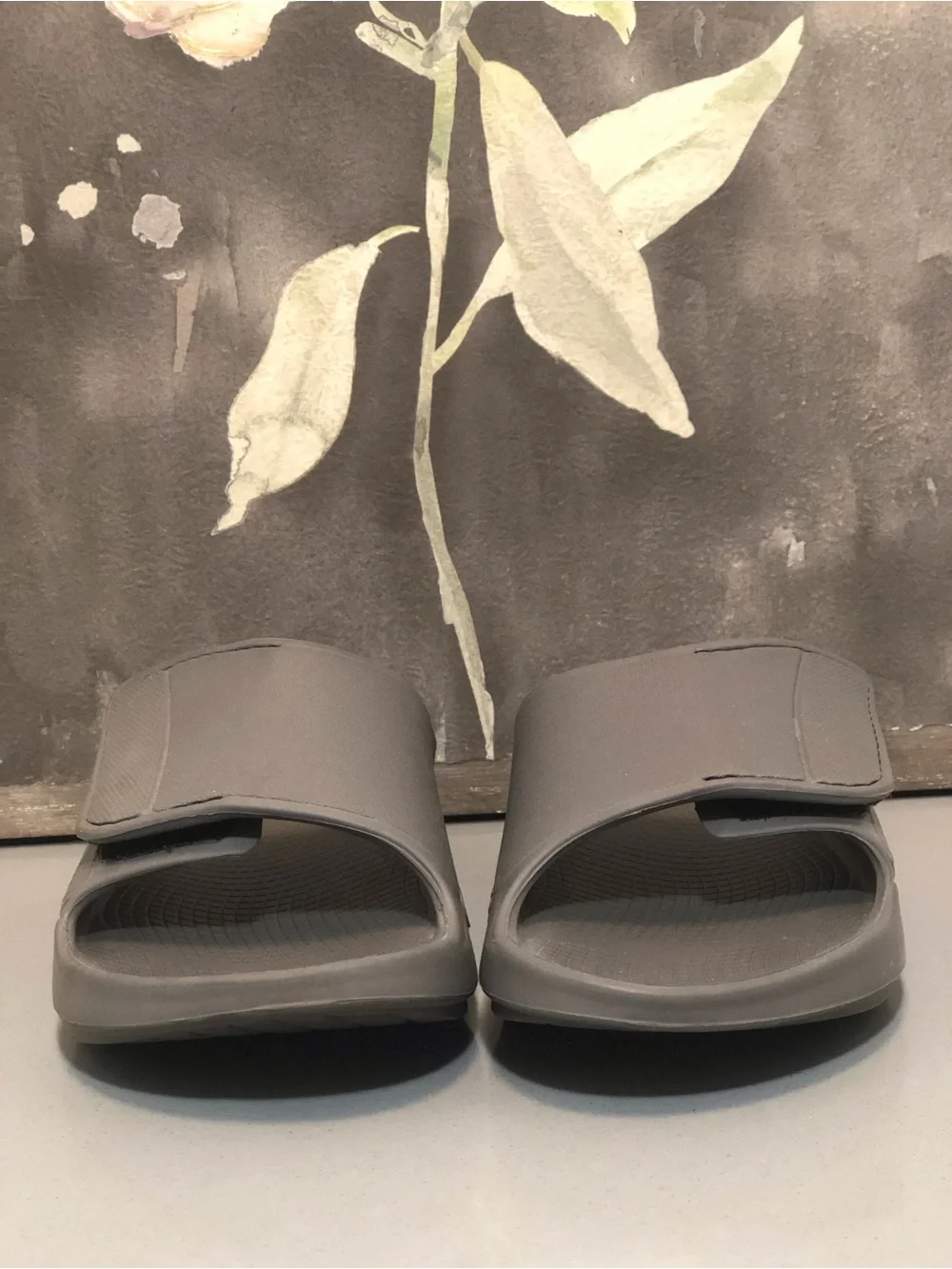 Oofos OOahh Slides sz 8